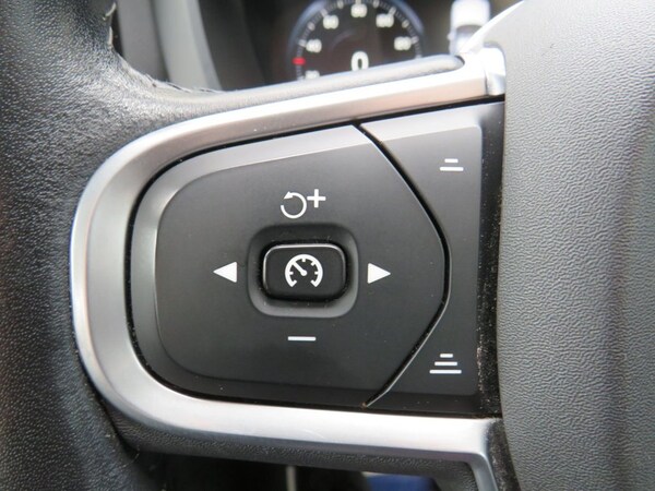 Used Volvo XC60 2018 for sale - 76256611: Photo 13