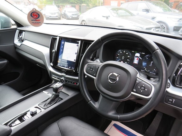 Used Volvo XC60 2018 for sale - 76256611: Photo 6