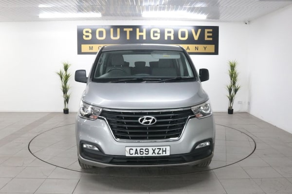 Used Hyundai i800 2020 for sale - 76162905: Photo 2