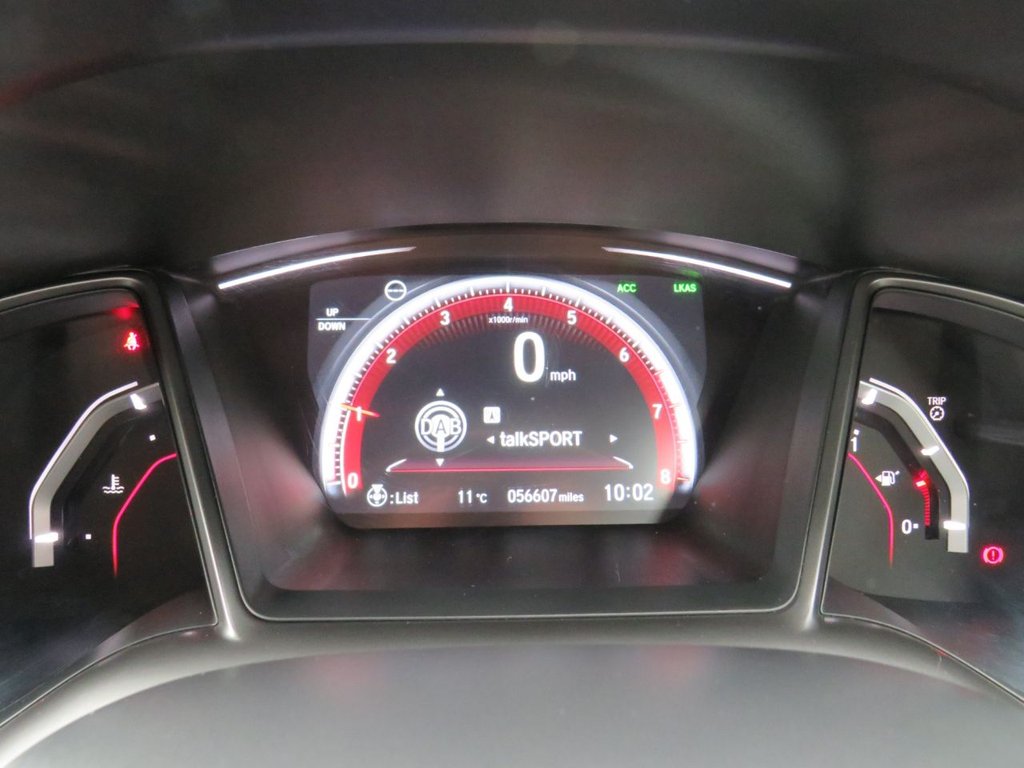 Used Honda Civic 2018 for sale - 76417848: Photo 10