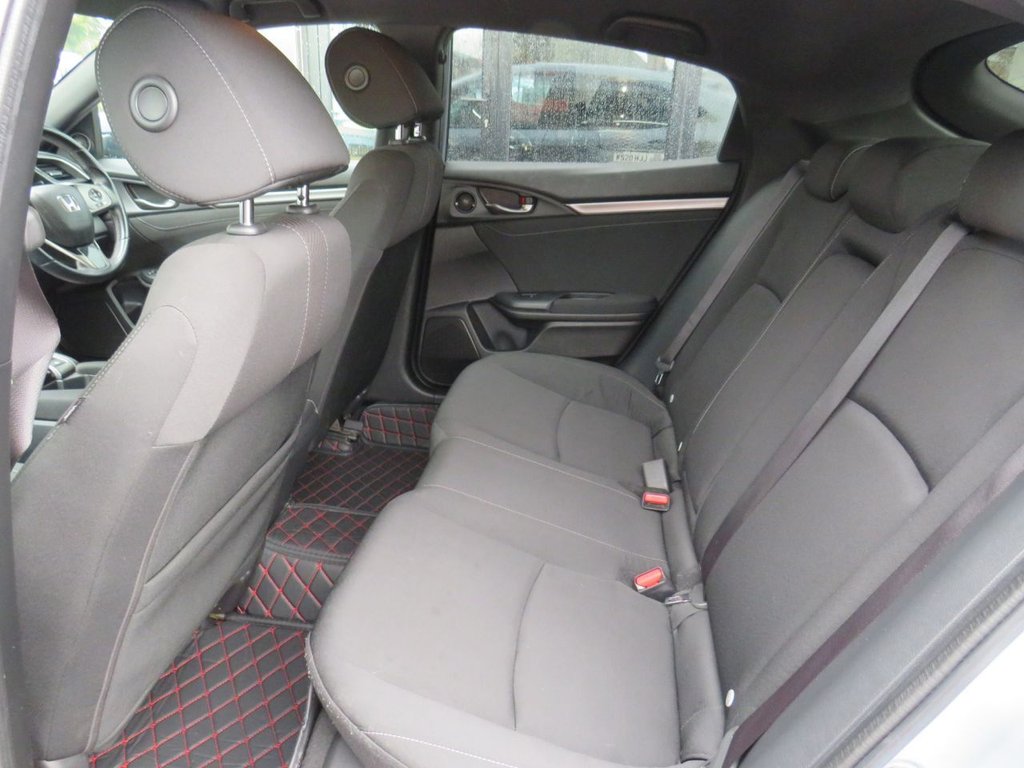 Used Honda Civic 2018 for sale - 76417848: Photo 24