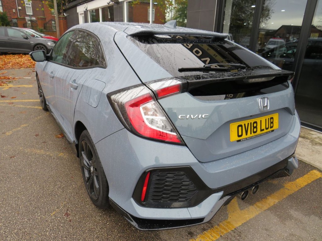 Used Honda Civic 2018 for sale - 76417848: Photo 25