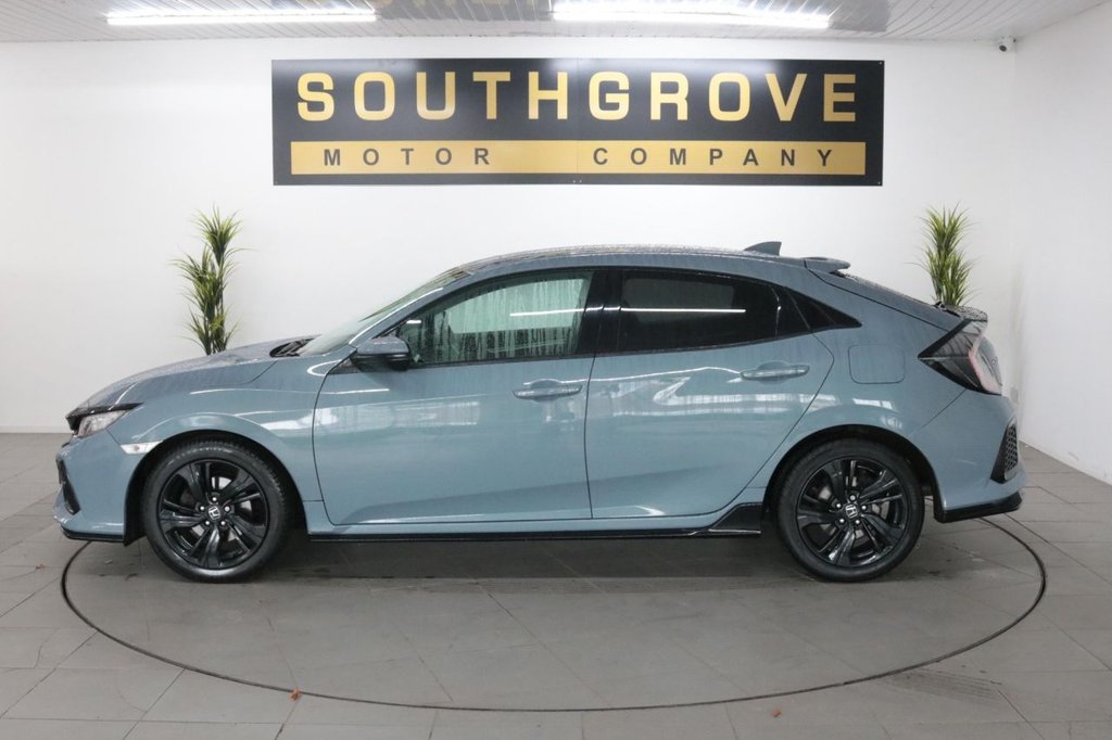Used Honda Civic 2018 for sale - 76417848: Photo 4