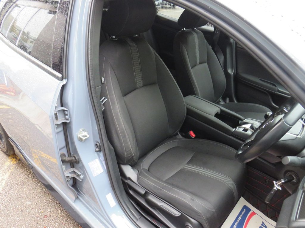 Used Honda Civic 2018 for sale - 76417848: Photo 5