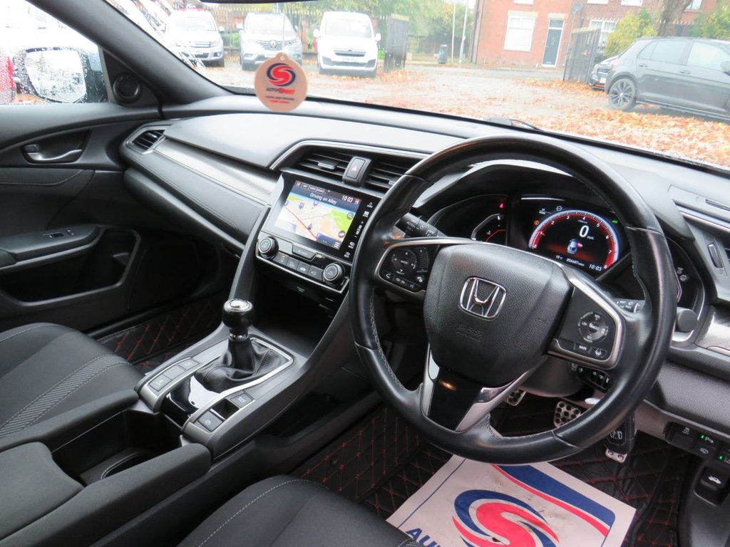 Used Honda Civic 2018 for sale - 76417848: Photo 6