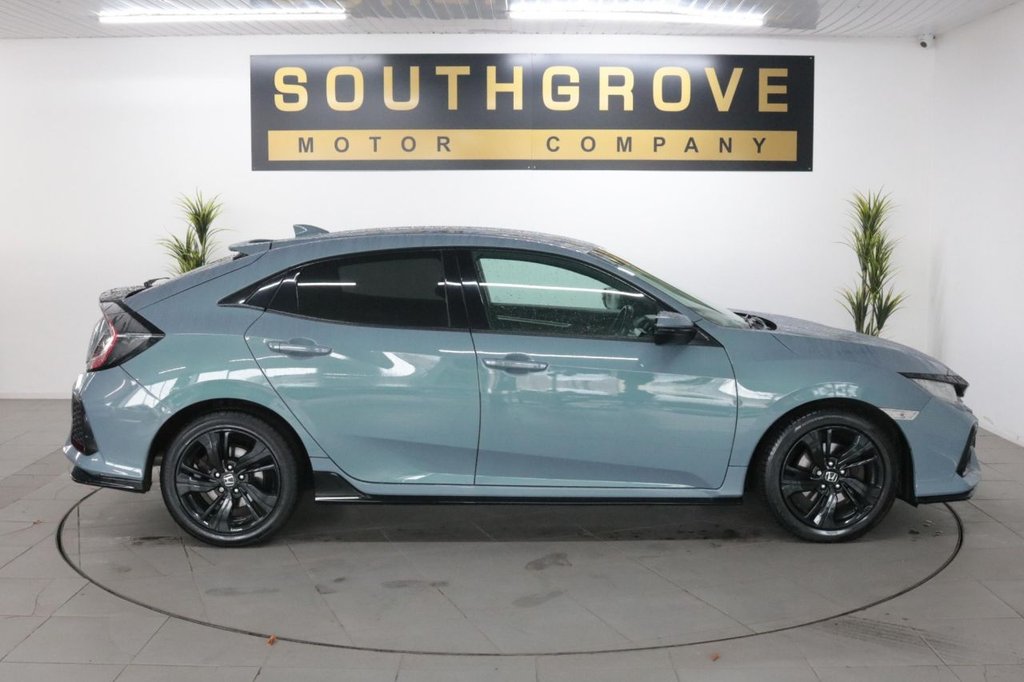 Used Honda Civic 2018 for sale - 76417848: Photo 9