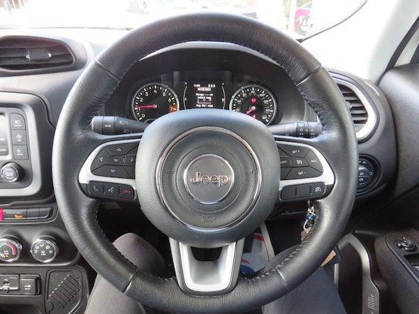Used Jeep Renegade 2016 for sale - 76105731: Photo 12