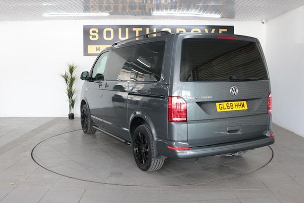 Used Volkswagen Transporter Shuttle 2018 for sale - 76038694: Photo 4