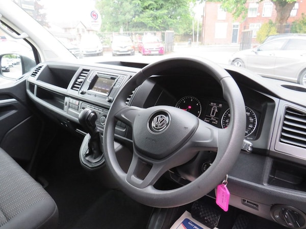 Used Volkswagen Transporter Shuttle 2018 for sale - 76038694: Photo 6