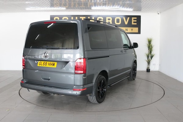 Used Volkswagen Transporter Shuttle 2018 for sale - 76038694: Photo 8
