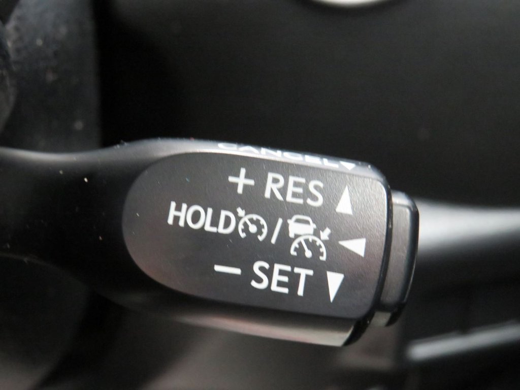 Used Toyota C-HR 2017 for sale - 76279461: Photo 13