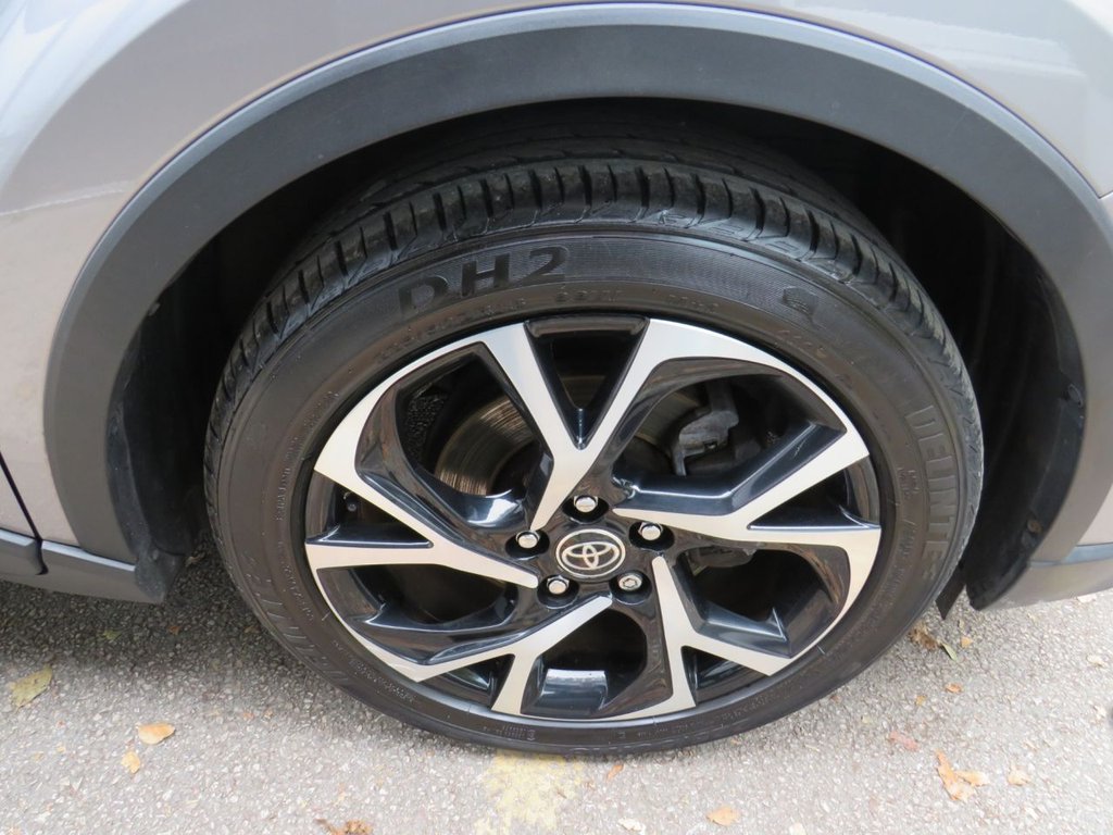 Used Toyota C-HR 2017 for sale - 76279461: Photo 22