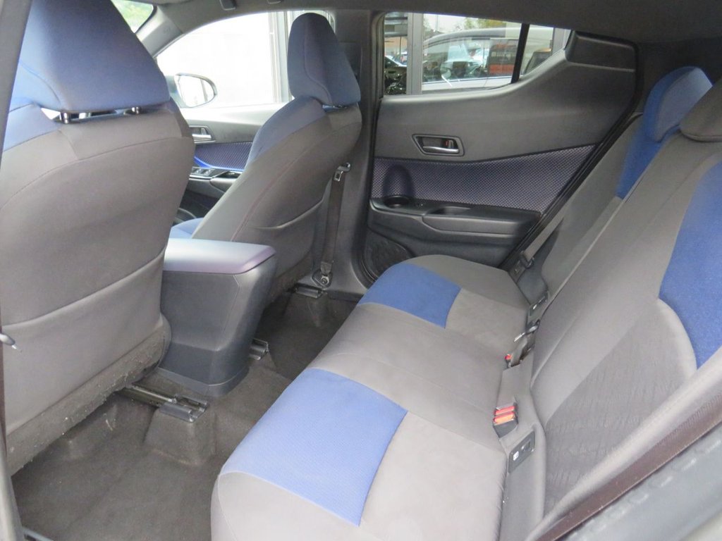 Used Toyota C-HR 2017 for sale - 76279461: Photo 28