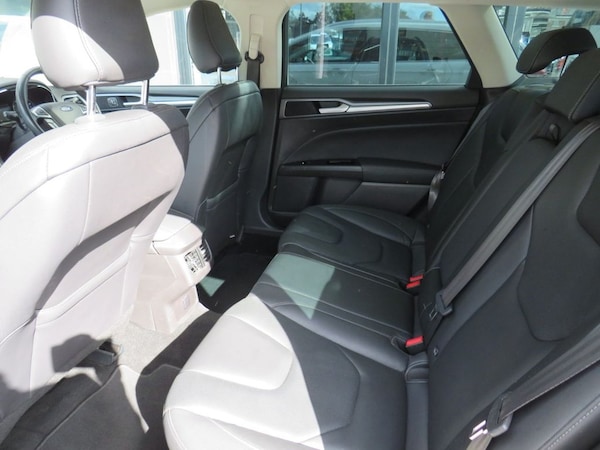 Used Ford Mondeo 2018 for sale - 76039846: Photo 27
