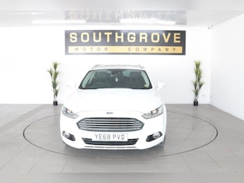 Used Ford Mondeo 2018 for sale - 76039846: Photo 2