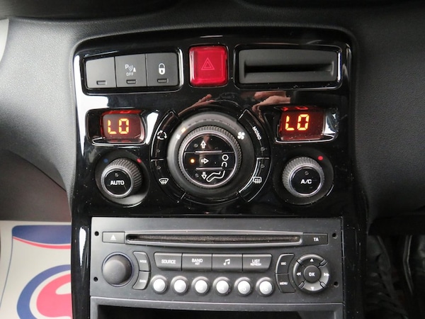 Used Citroen C3 Picasso 2012 for sale - 76223297: Photo 12