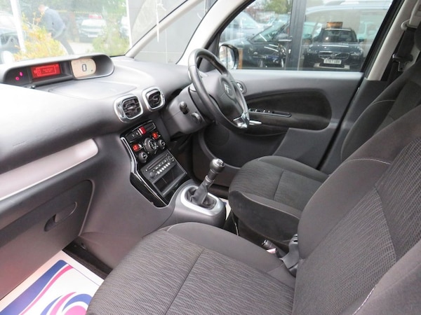 Used Citroen C3 Picasso 2012 for sale - 76223297: Photo 20