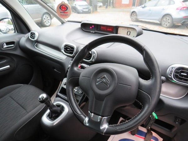 Used Citroen C3 Picasso 2012 for sale - 76223297: Photo 6