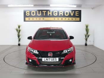 Used Honda Civic 2017 for sale - 76223911: Photo 2