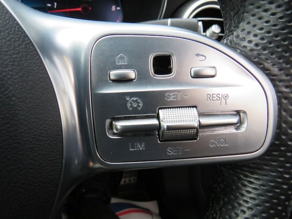 Used Mercedes-Benz C Class 2020 for sale - 76333288: Photo 15