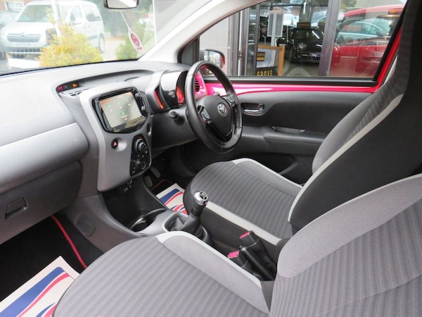Used Toyota AYGO 2019 for sale - 76266809: Photo 25