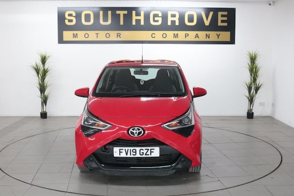 Used Toyota AYGO 2019 for sale - 76266809: Photo 2