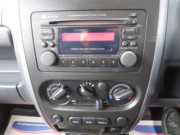 Used Suzuki Jimny 2014 for sale - 76185062: Photo 10