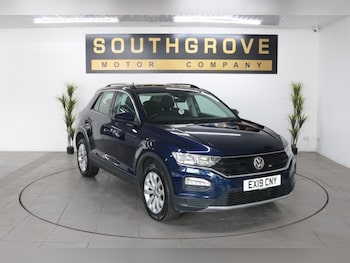 Used Volkswagen T-Roc 2019 for sale - 75876621: Photo