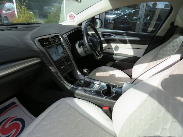 Used Ford Mondeo 2018 for sale - 76068252: Photo 26