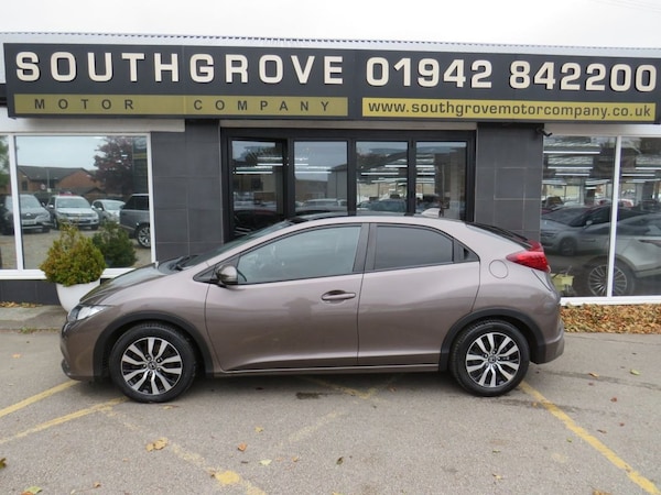 Used Honda Civic 2015 for sale - 76223816: Photo 27