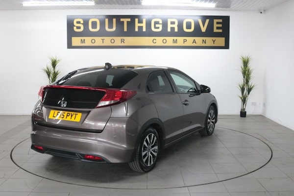 Used Honda Civic 2015 for sale - 76223816: Photo 9