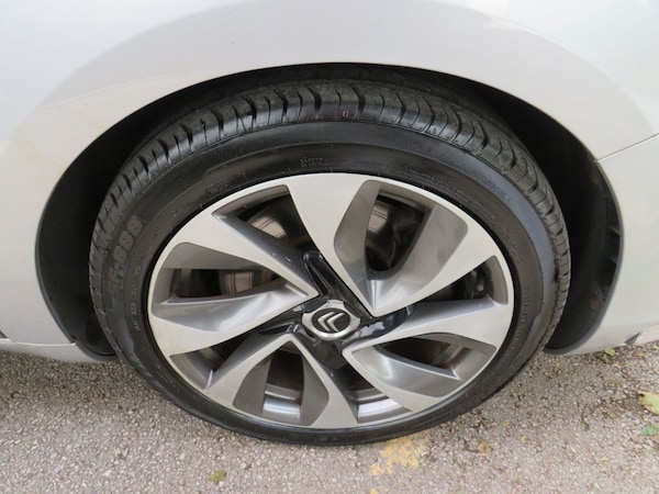 Used Citroen DS5 2012 for sale - 76202777: Photo 19