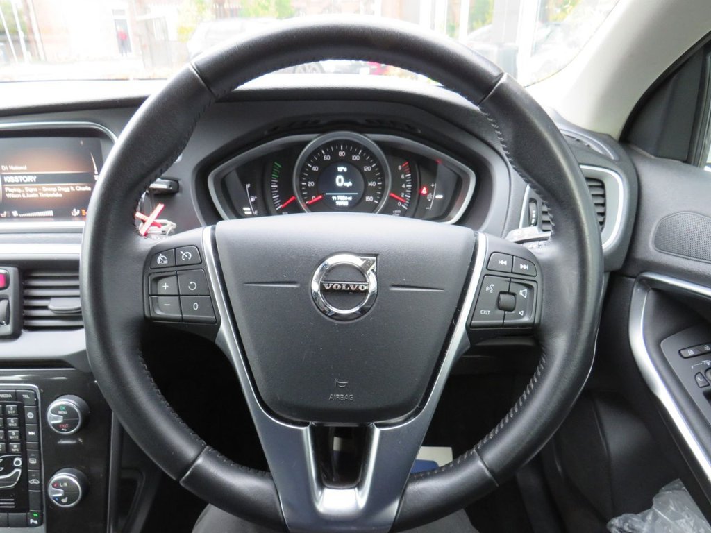 Used Volvo V40 2018 for sale - 76395912: Photo 12