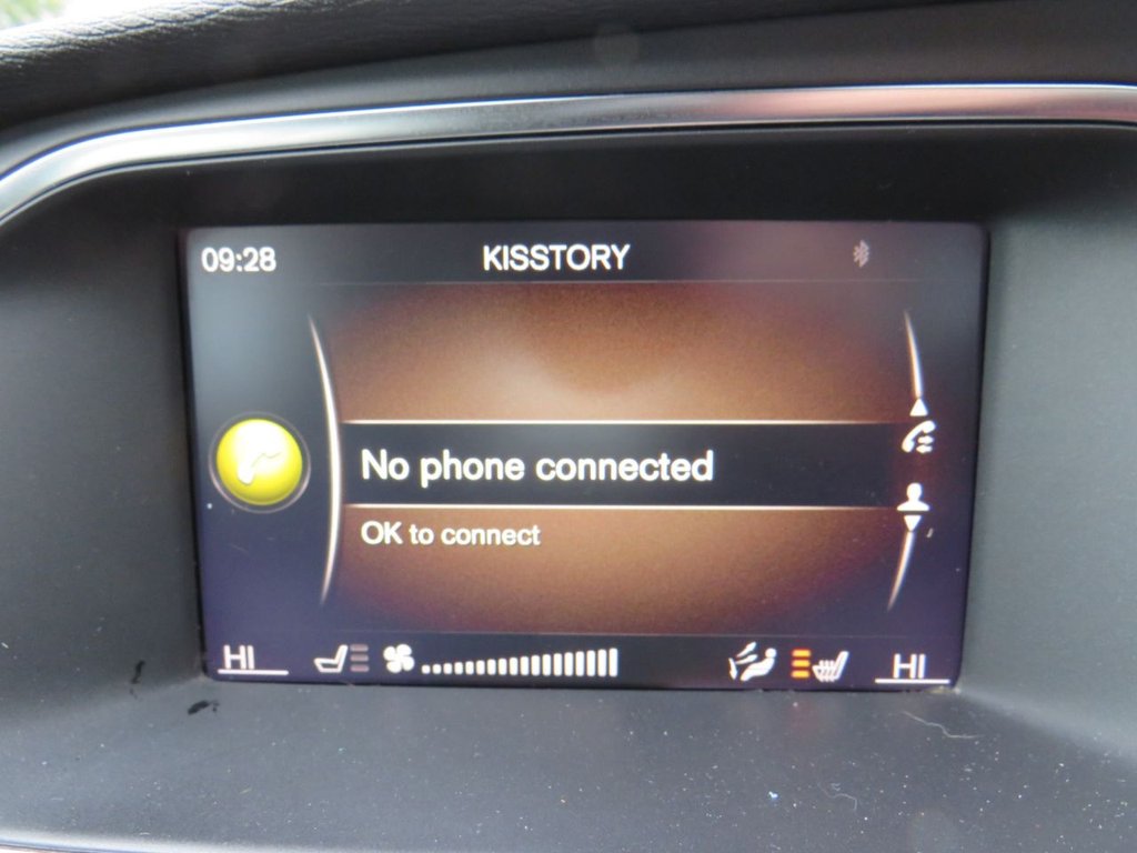 Used Volvo V40 2018 for sale - 76395912: Photo 15