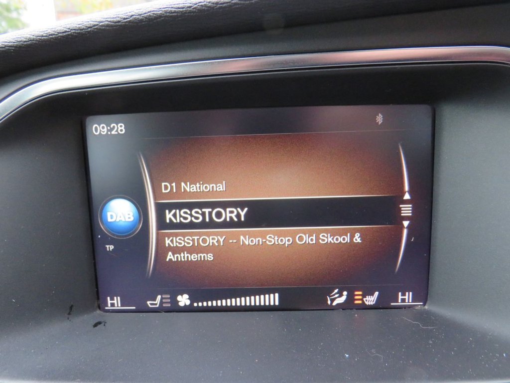 Used Volvo V40 2018 for sale - 76395912: Photo 16