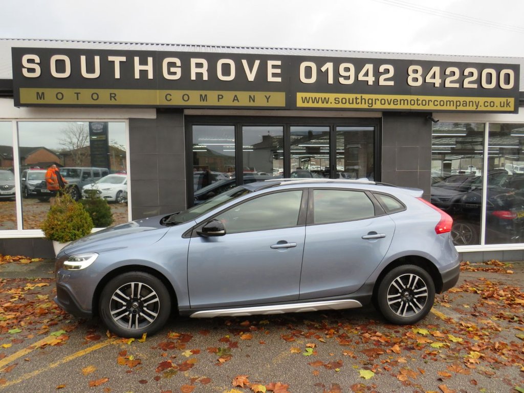 Used Volvo V40 2018 for sale - 76395912: Photo 20
