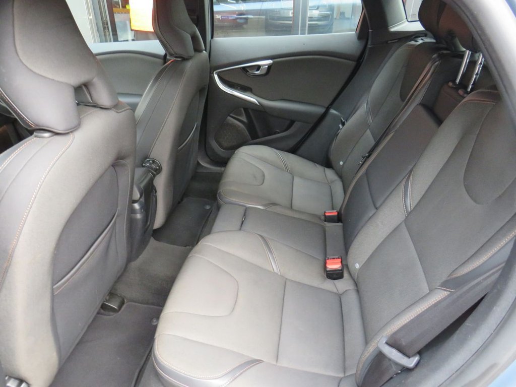 Used Volvo V40 2018 for sale - 76395912: Photo 25