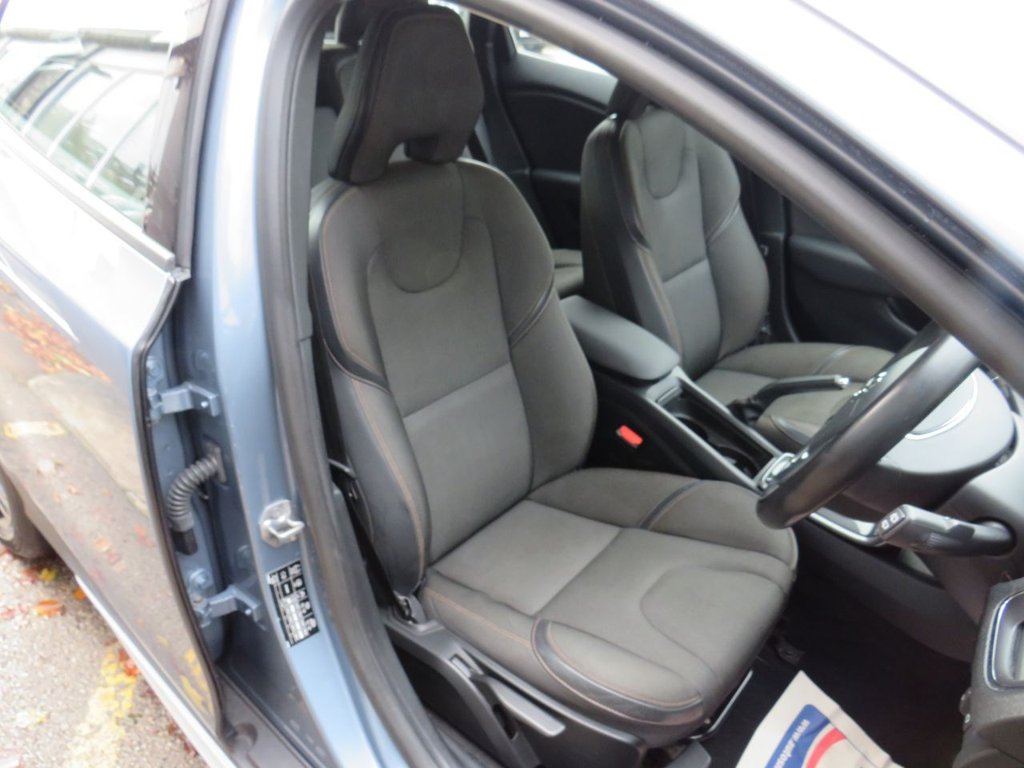 Used Volvo V40 2018 for sale - 76395912: Photo 5