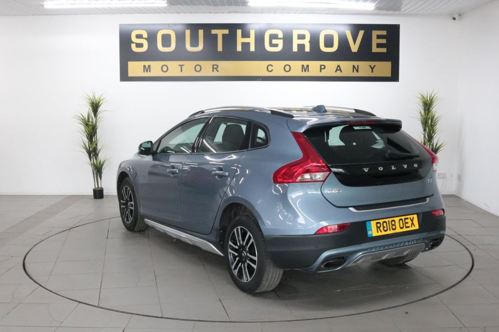 Used Volvo V40 2018 for sale - 76395912: Photo 7