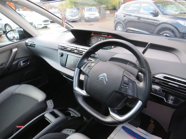 Used Citroen C4 Grand Picasso 2018 for sale - 76323141: Photo 6
