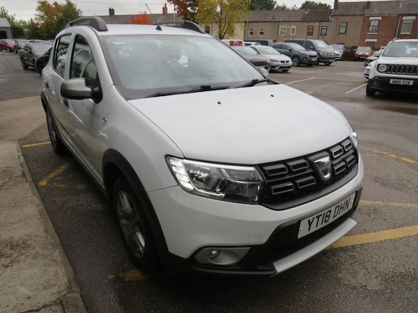 Used Dacia Sandero Stepway 2018 for sale - 76132116: Photo 18