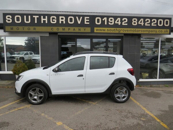Used Dacia Sandero Stepway 2018 for sale - 76132116: Photo 21