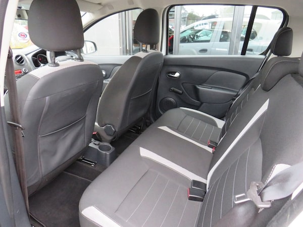 Used Dacia Sandero Stepway 2018 for sale - 76132116: Photo 23