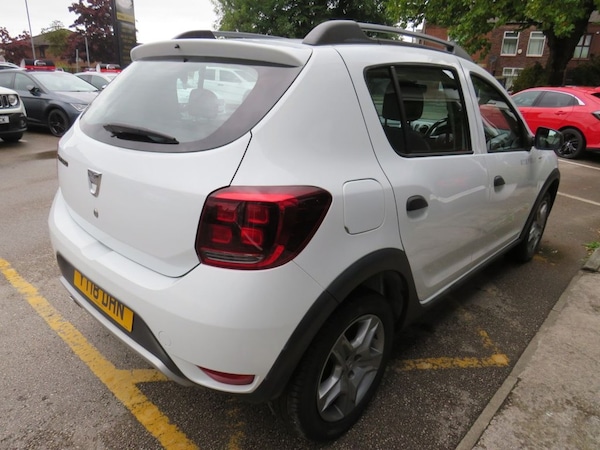 Used Dacia Sandero Stepway 2018 for sale - 76132116: Photo 26