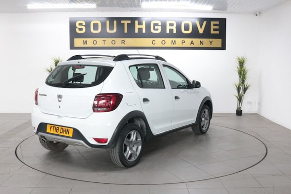 Used Dacia Sandero Stepway 2018 for sale - 76132116: Photo 9