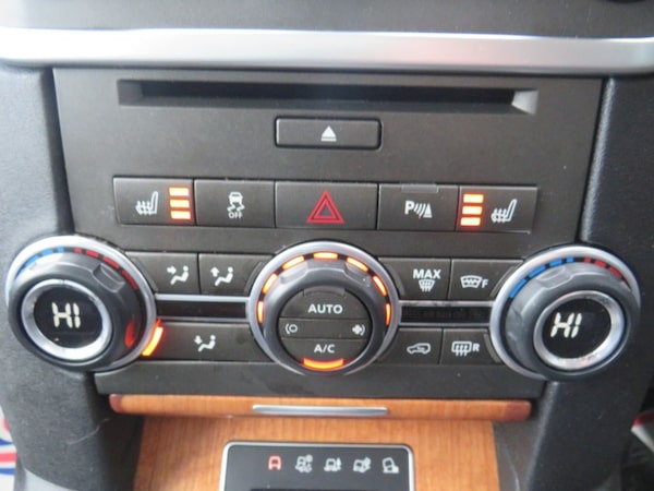 Used Land Rover Discovery 2014 for sale - 75749847: Photo 12