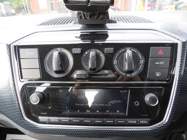 Used Volkswagen up! 2020 for sale - 76105371: Photo 11