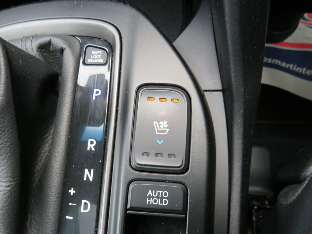 Used Hyundai Santa Fe 2015 for sale - 76367787: Photo 11