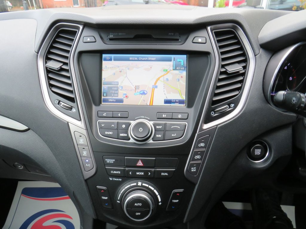 Used Hyundai Santa Fe 2015 for sale - 76367787: Photo 16