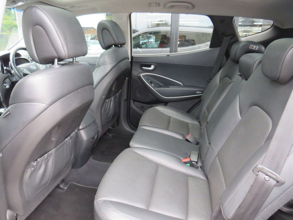 Used Hyundai Santa Fe 2015 for sale - 76367787: Photo 29